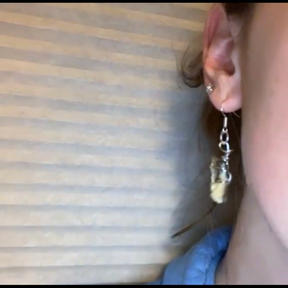 Earrings - Picture 4 of 4